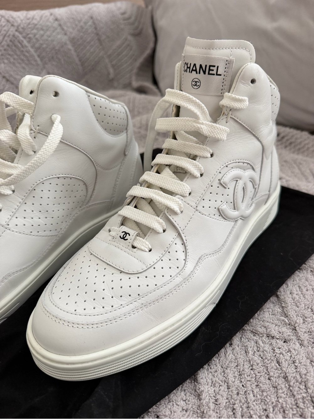 CHANEL White Men's High-Top Leather Sneakers with CC Logo